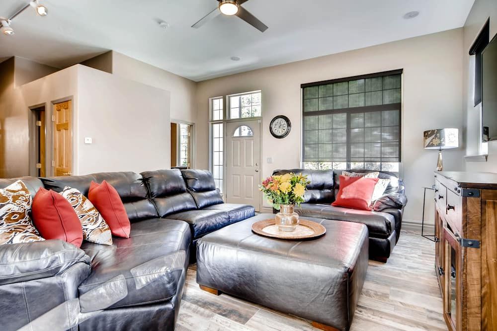 Upscale Spectacular Mountain Retreat On The Lake In Georgetown Colorado - Georgetown - Sala de estar
