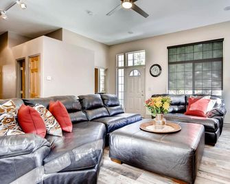 Upscale Spectacular Mountain Retreat On The Lake In Georgetown Colorado - Georgetown - Sala de estar