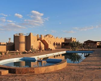 Tifina Caravanserail D'arfoud - Erfoud - Piscine