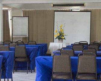 Monza Palace Hotel - Natal - Meeting room