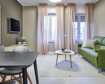 Green Ribbon - Milan - Living room