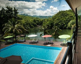 Pechmaneekan Beach Resort - Sai Yok - Pool