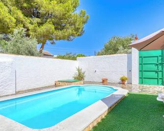 Cortijo San León Fuente de Piedra by Ruralidays - Fuente de Piedra - Piscina