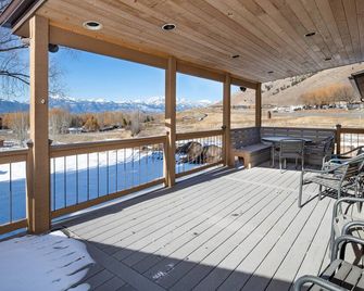 Jackson Hole 2 Bed 2 Bath plus office w/ murphy bed and Great Views. - Wilson - Balkon