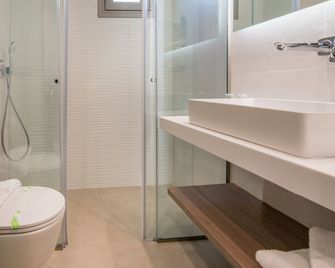 Hotel Palmyra - Argassi - Badkamer