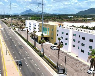 Hotel Two Select - Culiacán