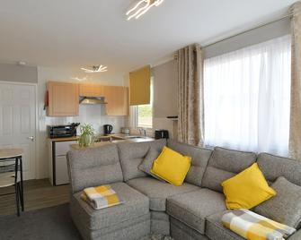Lovely 2 bed Chalet in Bridlington free electric - Bridlington - Living room