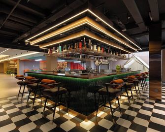 Yizhou Tour Youth Travel Hotel,Xi'an Datang Night City Branch. - Xi'an - Bar