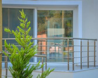 Agali Rooms - Skala Rachoniou