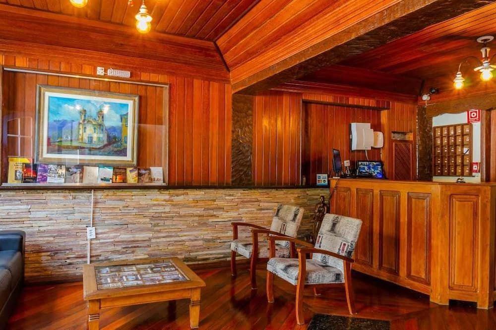 بوزادا أركاديا مينيرا