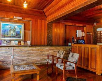 Pousada Arcadia Mineira - Ouro Preto - Front desk