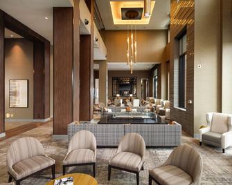 Embassy Suites by Hilton South Bend at Notre Dame - South Bend - Lobby