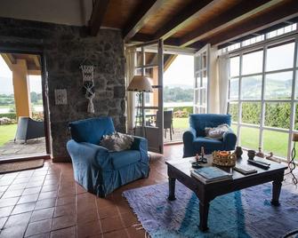 Casa da Lagoa - Ponta Delgada - Living room