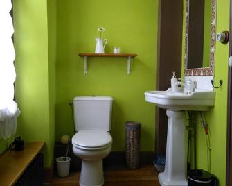 Moulins de Clan - Jaunay-Marigny - Bathroom