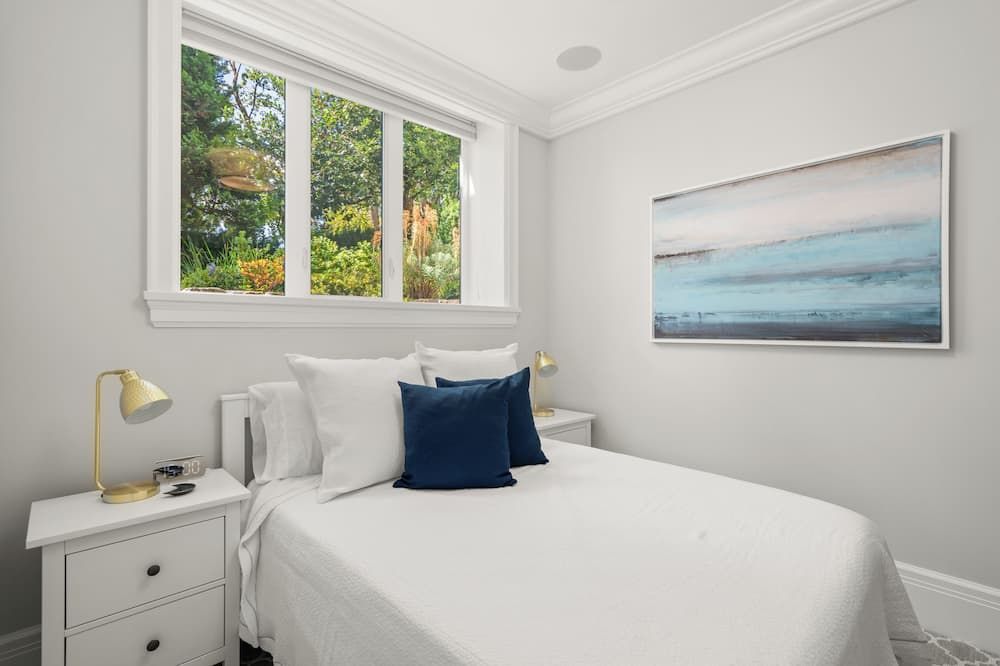 New Kitsilano Garden Suite - ונקובר - חדר שינה