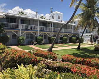 Parador Villa Parguera - Lajas - Budova