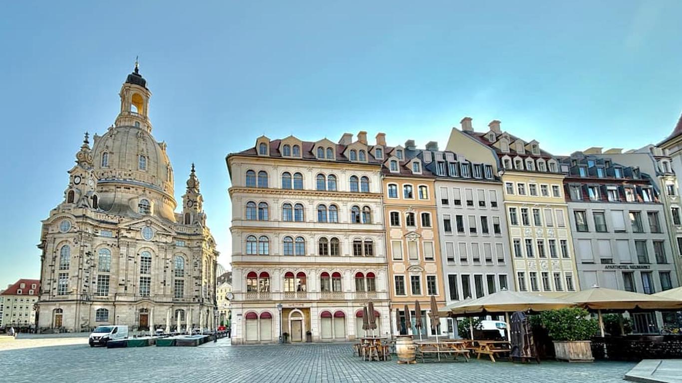 Aparthotel Neumarkt