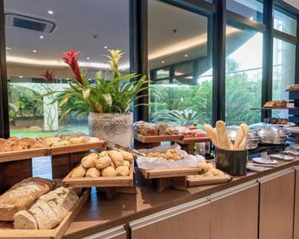 Intercity Pamplona - The Universe Paulista - Sao Paulo - Buffet