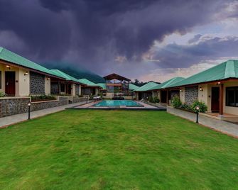 Alokik Sharanam Zinc Journey by The Fern, Mahabaleshwar - Mahabaleshwar - Building