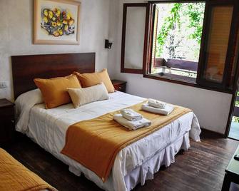 Solares Cumbrecita Hotel & Apart - Villa General Belgrano - Schlafzimmer
