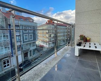 Bright and cozy apartment - Lalín - Balcón