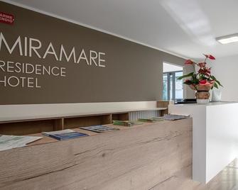 Aparthotel Miramare - Grado - Front desk