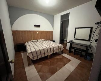 Hotel Jorges Morelia - Morelia - Habitación