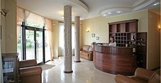 Diligence Hotel - Kherson - Accueil
