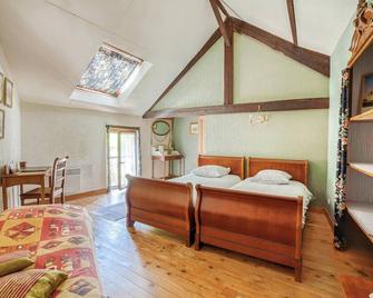 Gîte spacieux à Mer avec un joli extérieur - Mer - Chambre