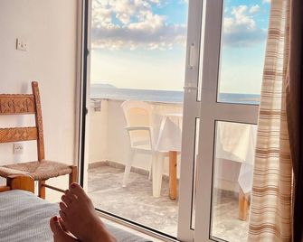 Klinakis Beach Hotel - Chania - Balcony