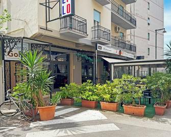 Albergo Golfo - Follonica - Budova
