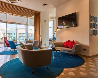 Holiday Inn Express Malta By IHG - סנט ג'וליאנס - בניין