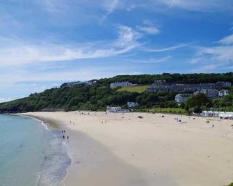 Thurlestone Guest House - St. Ives - Strand