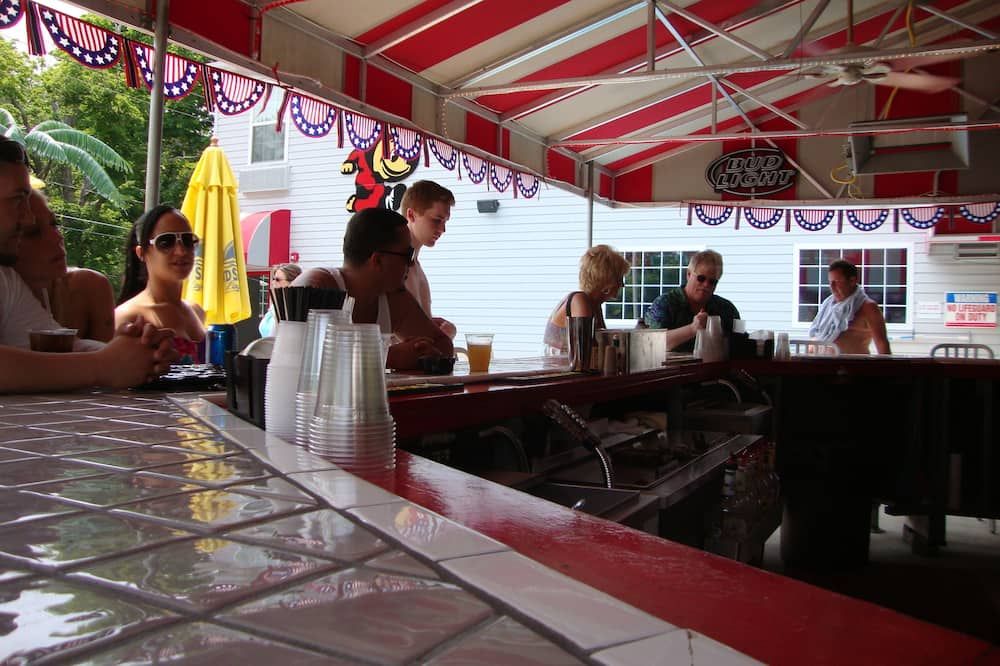 Bay Lodging Resort - Put-in-Bay - Bar