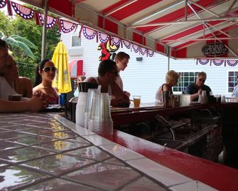 Bay Lodging Resort - Put-in-Bay - Bar