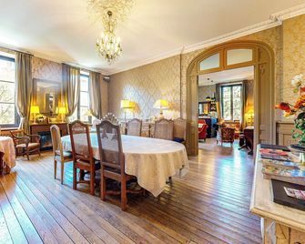 B&B Demeure Saint Louis - Carcassonne - Restaurant