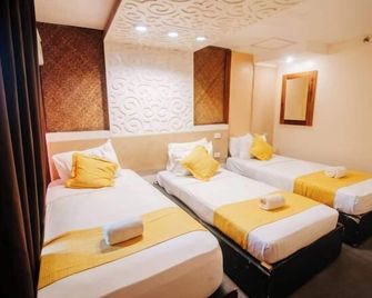 RedDoorz at Balatas Magsaysay Road Naga City - Naga City - Ložnice