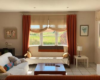 Villa-Chalet At 7 Km From Cuenca Capital Ideal Groups Friends And Families - Villar de Olalla - Sala de estar