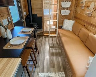 The Self-Care Tiny Cabin - Parsons