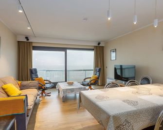 Charming Apartment Near the Beach - Middelkerke - Wohnzimmer