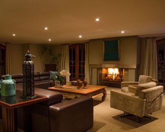 Home Green Home - Campos do Jordao - Lounge