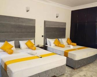 Hotel Royal Grand - Lahore - Slaapkamer