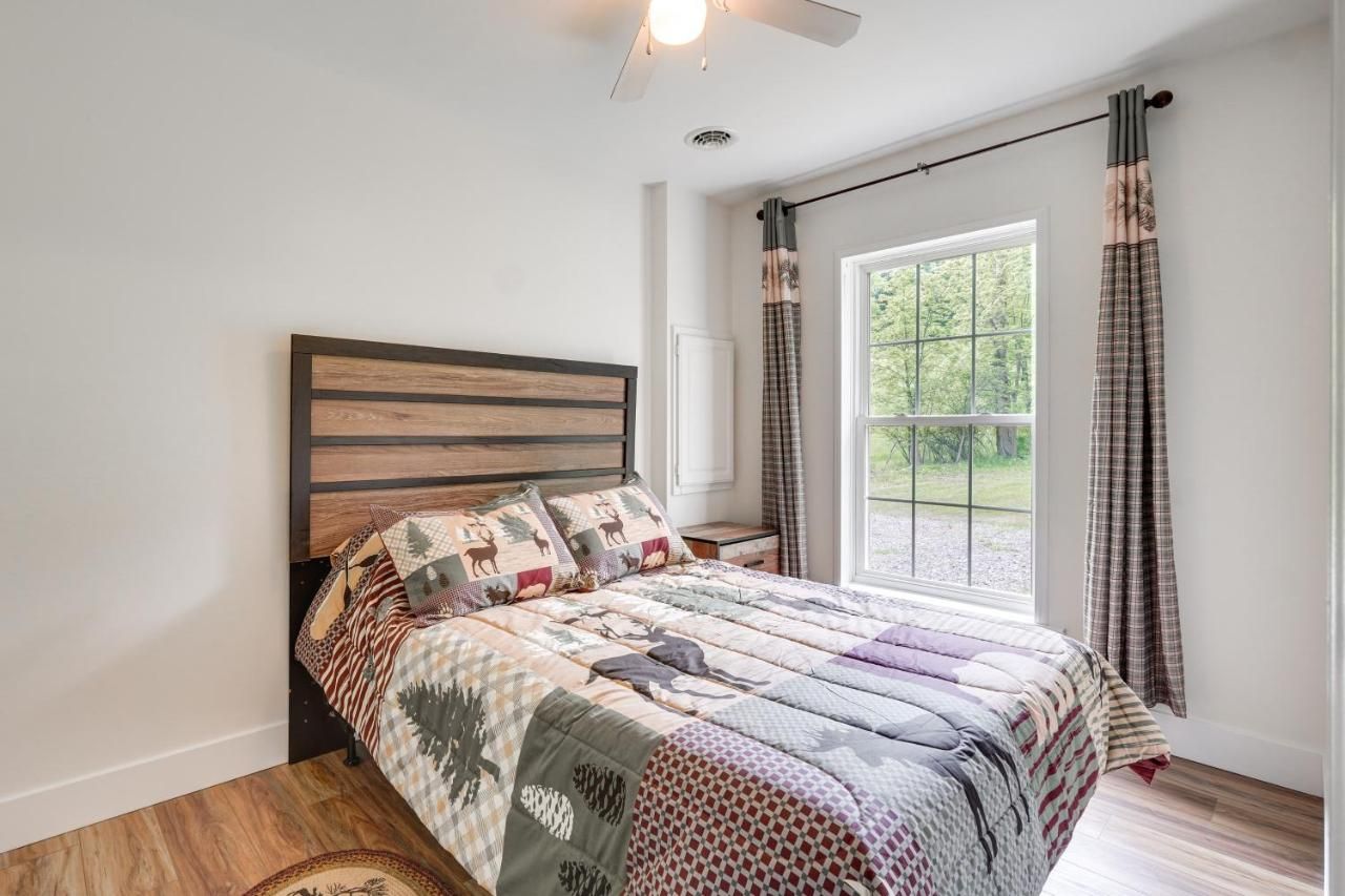 Fish, Hunt & Hike: Pet-Friendly Home in Allenwood