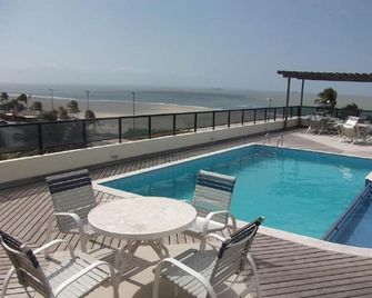 Calhau Praia - São Luís - Pool