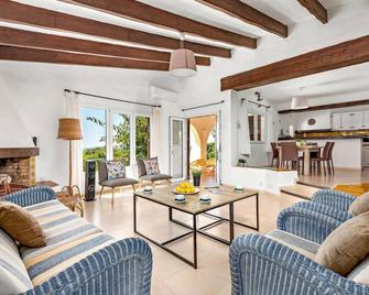 Villa Margaritas by Villa Plus - Binibeca - Living room