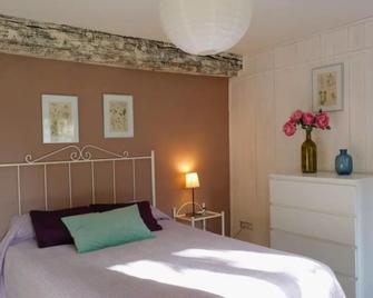 Ca La Reia - Castellfollit de la Roca - Bedroom