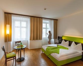 Stadthotel Waidhofen an Der Thaya - Waidhofen an der Thaya - Bedroom