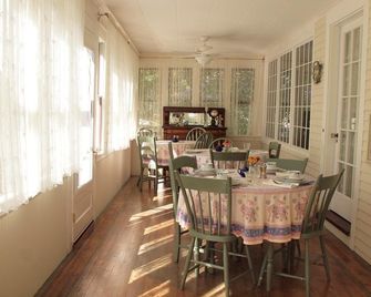 The Belmont Inn - Camden - Ruokailuhuone