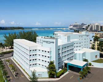Courtyard by Marriott Nassau Downtown/Junkanoo Beach - Nassau - Bangunan