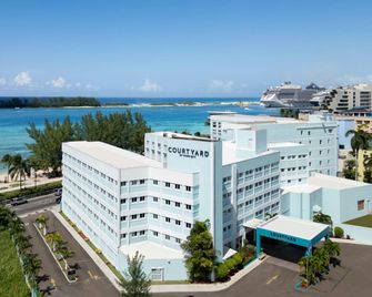 Courtyard by Marriott Nassau Downtown/Junkanoo Beach - Nassau - Bygning